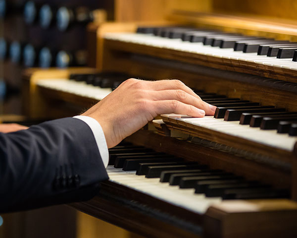 organ music for funerals